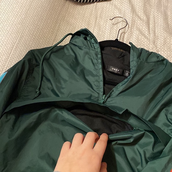 Obey lined wind breaker size S women - Picture 3 of 4